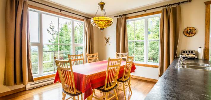 Dining room - Cottage for rent Charlevoix