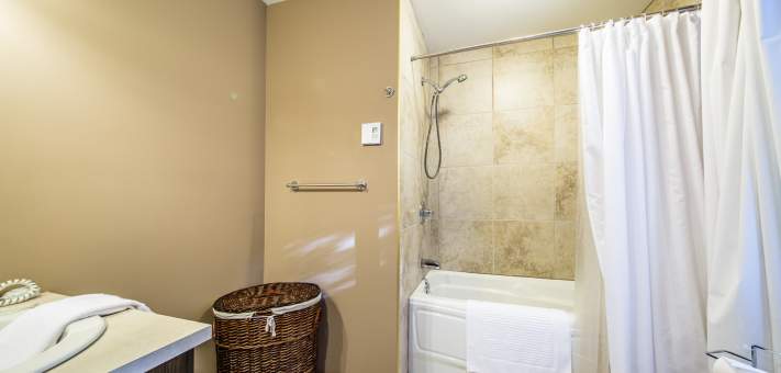 Bathroom #1 - Cottage for rent Charlevoix