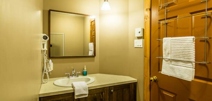 Bathroom #2  - Cottage for rent Charlevoix