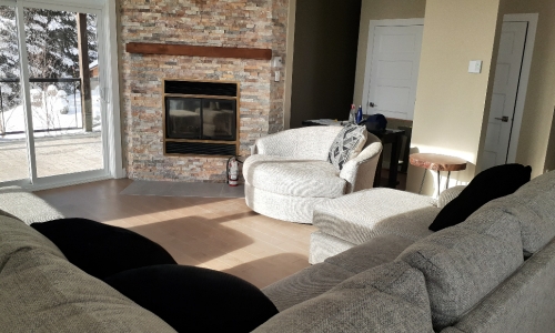 Salon de ce chalet dans Charlevoix - Chalet à louer Charlevoix