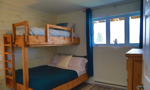 Room 2 Double and twin bed  - Cottage for rent Charlevoix