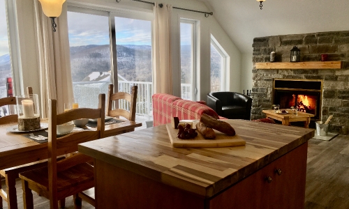 Living and dinning room Loft - Cottage for rent Charlevoix