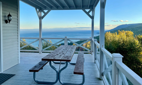 Terasse privé bas avec dîner plein air - Chalet à louer Charlevoix