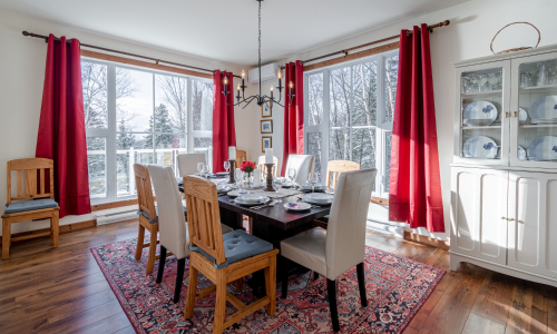 Dining room - bottom unit - Cottage for rent Charlevoix