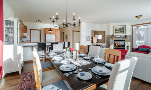 Dining room - Cottage for rent Charlevoix